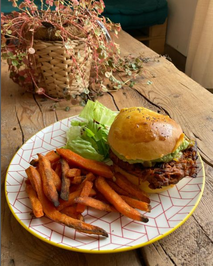 Photo_burger boeuf_patates douces resto CFUT